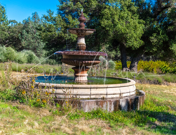Il Gioiello Winery Fountain
